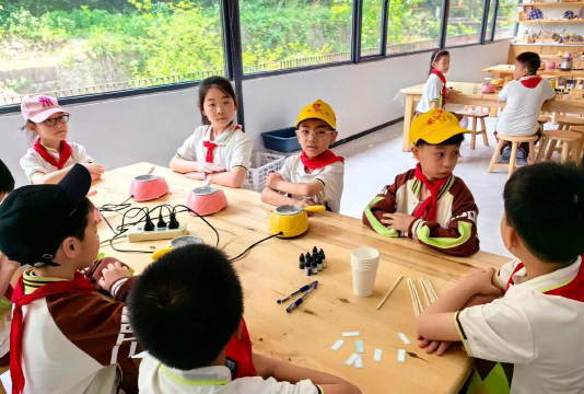 葫芦岛连山区高桥镇中心小学户外活动场地