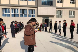 利川市建南民族初级中学户外活动场地