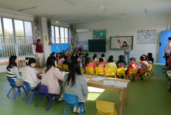 怀宁县妇联幼儿园户外活动场地