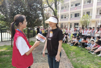 鼎城区八中户外活动场地