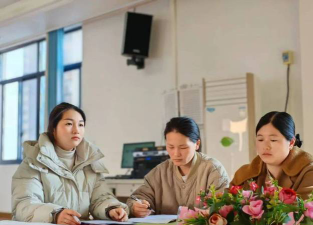 望江县示范幼儿园户外活动场地