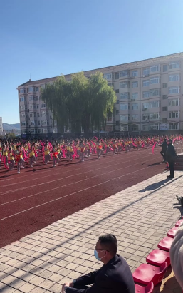 平泉县城西小学户外活动场地
