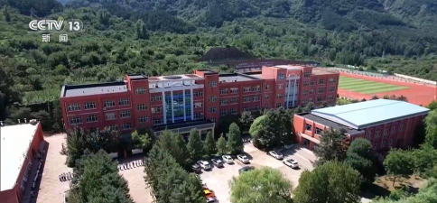 兴隆县六道河镇六道河小学户外活动场地