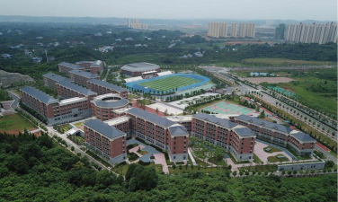 湖北省宜昌市夷陵区鸦鹊岭高级中学户外活动场地