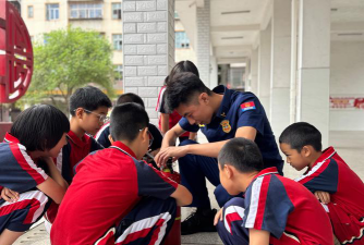 长铺镇第二小学户外活动场地
