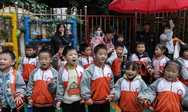 玉林市苗园幼儿园户外活动场地