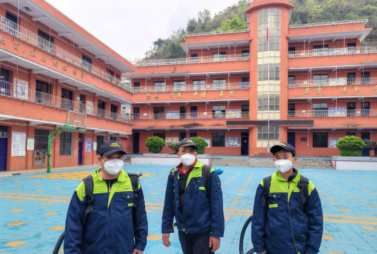 安龙县龙广镇第三中学户外活动场地