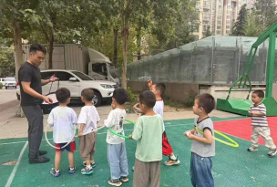 顺德市乐从镇荷村幼儿园户外活动场地