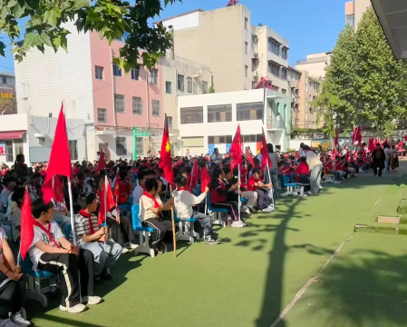 宝坻区建设路小学户外活动场地
