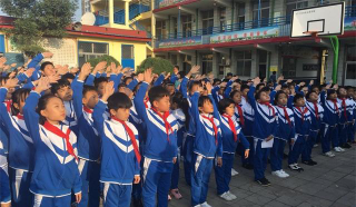 胜芳镇巨华小学户外活动场地