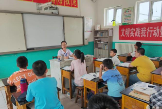 陈嘴镇北三村中心小学户外活动场地