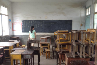 稠树塘镇中心小学户外活动场地