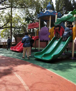 抚顺市新抚区幸福泉幼儿园户外活动场地