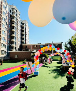 兴城市第二幼儿园户外活动场地