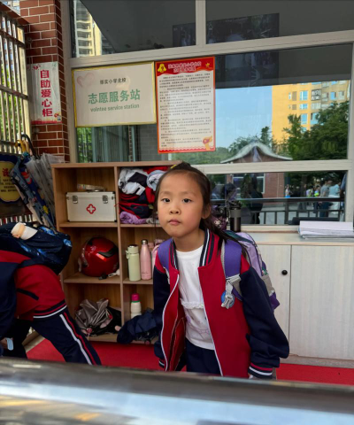 翼城县中卫乡人望村幼儿园户外活动场地