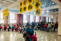 包钢艺术幼儿园户外活动场地