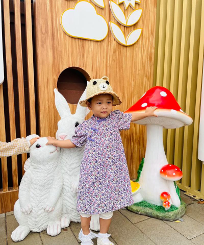 包头市东河区育花幼儿班户外活动场地