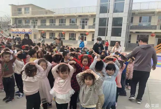 辛集市第二幼儿园户外活动场地