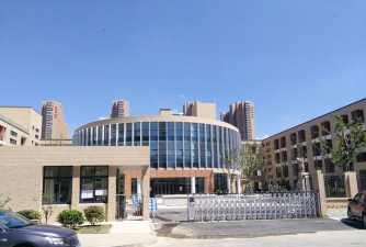 新建中心小学户外活动场地