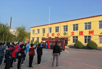 蔚县草沟堡乡幼儿班户外活动场地