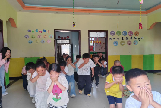 阳光中南幼儿园户外活动场地
