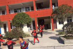 城关城兴小学户外活动场地