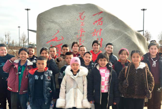 策勒乡中学户外活动场地