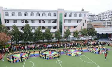 汉中市东关幼儿园户外活动场地