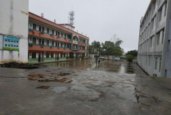 怀集县马宁镇珠岗完全小学户外活动场地
