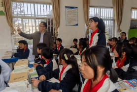 赫章县铁匠苗族乡初级中学户外活动场地
