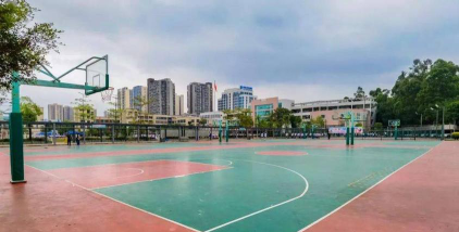 广州市增城市英才学校户外活动场地