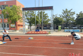 常德市武陵区河洑镇汇华聚宝小学户外活动场地