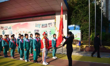 广州市白云区时代玫瑰园小学户外活动场地