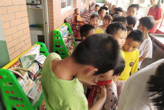 东林幼儿园户外活动场地