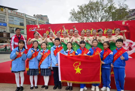 鼎城区福广小学户外活动场地