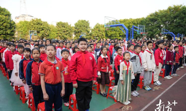 鼎城培英小学户外活动场地