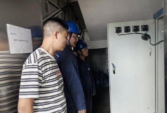 江当乡中心小学户外活动场地