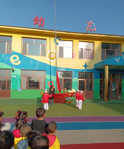华县赤水镇爱心幼儿园户外活动场地