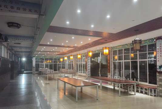 云南省罗平县九龙镇第二中学户外活动场地