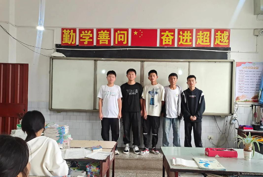 富源县大河镇第二中学户外活动场地