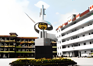 四川省盐亭县职业技术学校户外活动场地