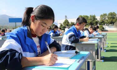 汉阴县蒲溪中学户外活动场地