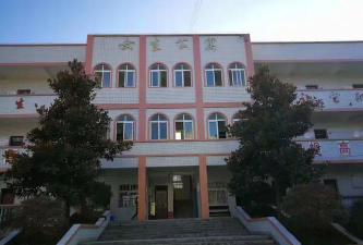 天文中学户外活动场地