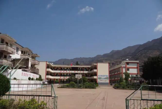 老厂中学户外活动场地