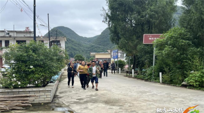 独山县上司镇上司中学户外活动场地