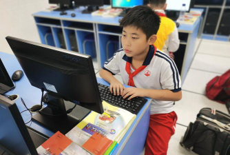 大江苑小学户外活动场地
