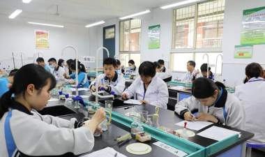 西工院附中户外活动场地