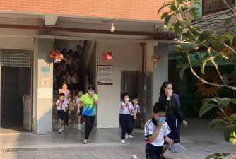 石溪劬劳小学户外活动场地
