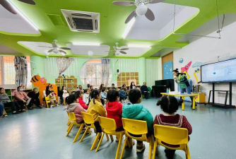 柳州塑料机械总厂幼儿园户外活动场地