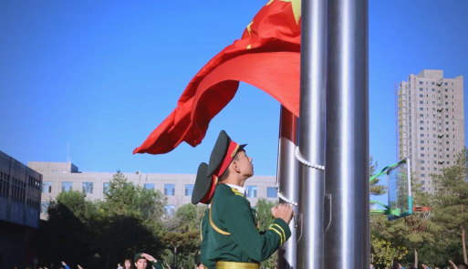 兵团三中户外活动场地